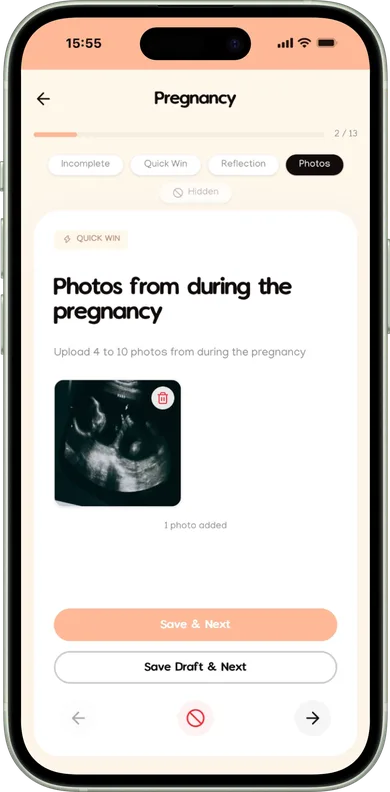 The Makia app on a phone, open to the prompt "Photos from during the pregnancy", with the scan added as the first photo